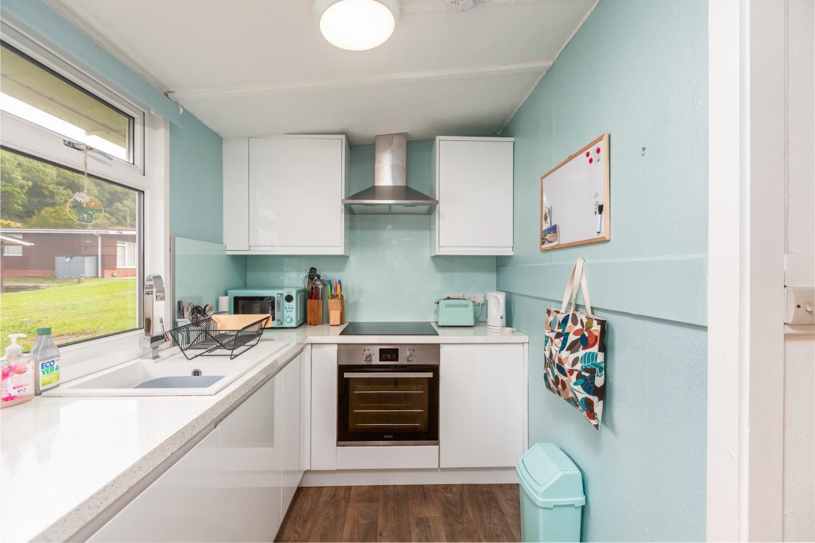 Summercliff Chalets, Caswell Bay, Swansea, SA3 3BP